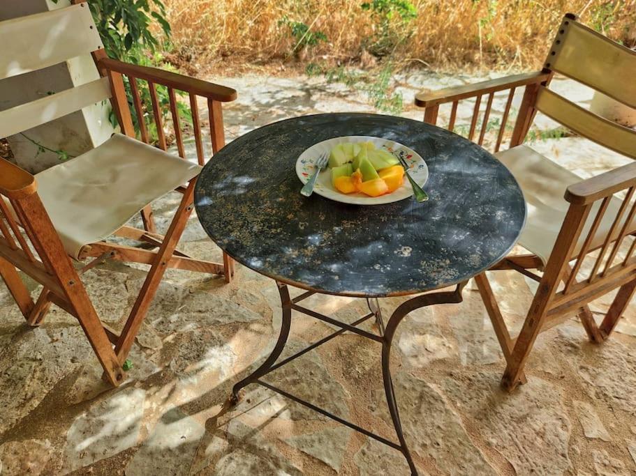 Apartamento Στούντιο Σε Πέτρινο Σπίτι, Κοντά Σε Παραλία Kyparissia Exterior foto