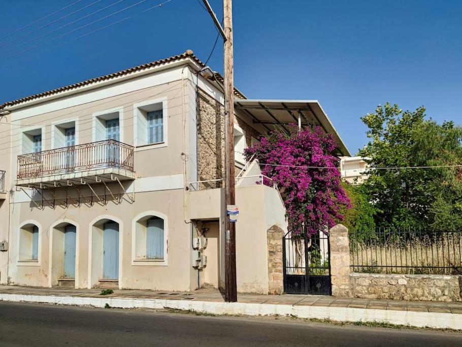 Apartamento Στούντιο Σε Πέτρινο Σπίτι, Κοντά Σε Παραλία Kyparissia Exterior foto