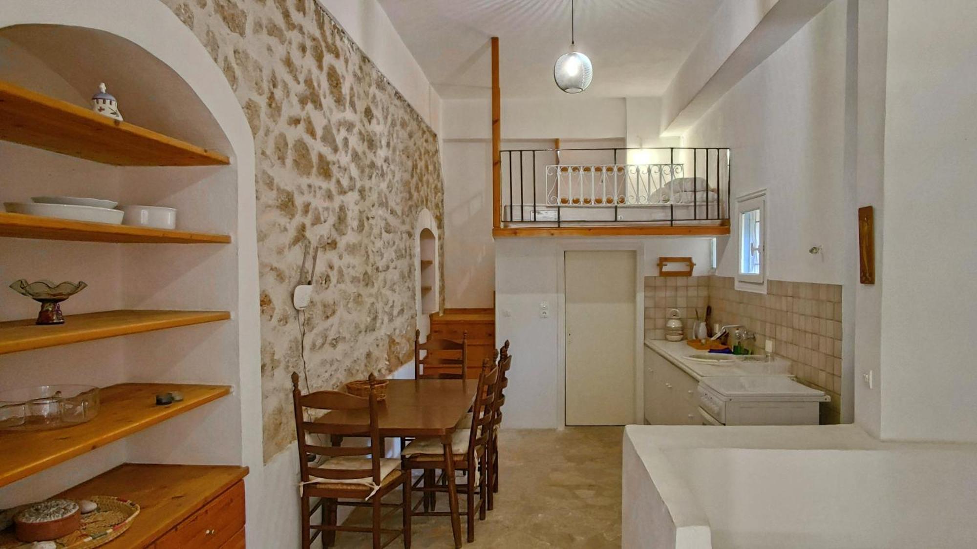 Apartamento Στούντιο Σε Πέτρινο Σπίτι, Κοντά Σε Παραλία Kyparissia Exterior foto
